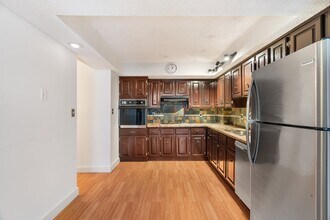 345-345 4 Ave NE in Calgary, AB - Building Photo - Building Photo