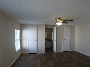200 Raider Ln in Lumberton, TX - Building Photo - Building Photo