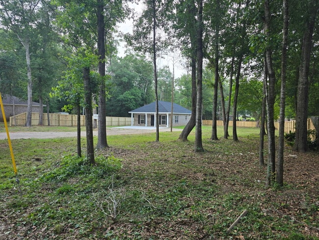 825 Franklin Ave in Foley, AL - Building Photo - Building Photo