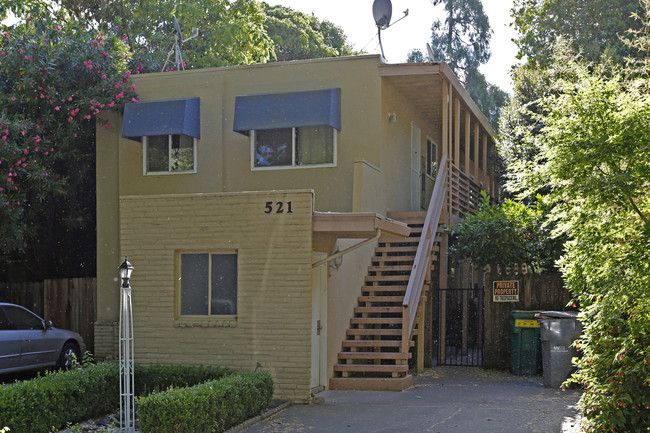 521 21st St in Sacramento, CA - Foto de edificio - Building Photo