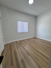 1534 NW 1st St in Miami, FL - Building Photo - Building Photo