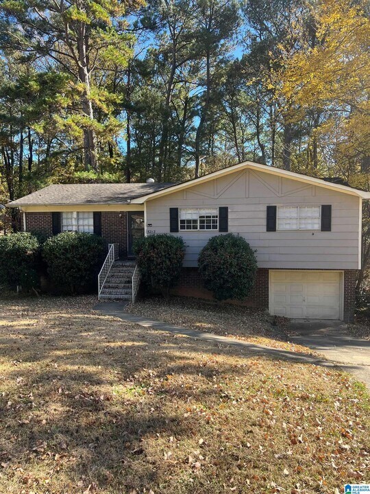 5213 Goldmar Dr in Irondale, AL - Building Photo