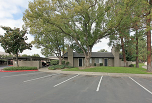 WESTWOOD VILLAGE Apartments