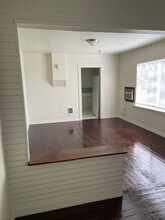 2117-2117 Pine St in Redding, CA - Foto de edificio - Building Photo
