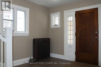 207 Oakwood Ave in Toronto, ON - Building Photo - Building Photo