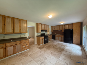 4250 E Lake Rd in Hamilton, NY - Building Photo - Building Photo