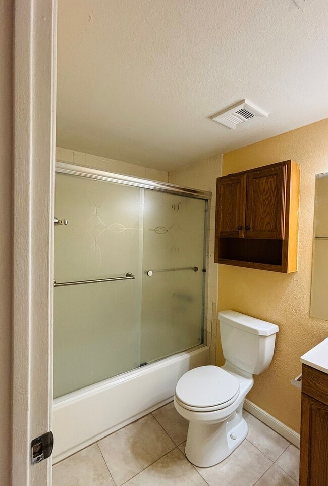 property at 1207 E Townley Ave