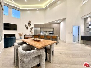 822 Pacific Ave in Los Angeles, CA - Building Photo - Building Photo