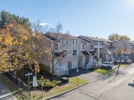 76 Middleton Way in Brampton, ON - Building Photo