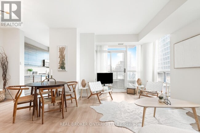 property at 88-1288 Broadway Ave