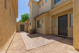 2417 N 142nd Ave in Goodyear, AZ - Building Photo - Building Photo