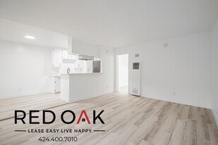 211 S Ave 57 in Los Angeles, CA - Building Photo