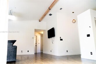 336 S Ketch Dr in Sunrise, FL - Building Photo - Building Photo