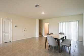 1804 Katz Crossing Dr in Kissimmee, FL - Building Photo - Building Photo