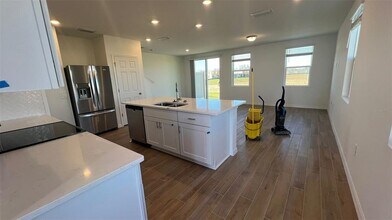 16360 Happy Eagle Dr in Clermont, FL - Building Photo - Building Photo