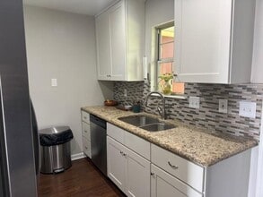 200 Old Spring Hill Ln in Fuquay Varina, NC - Building Photo - Building Photo