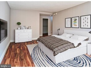 1815 John F Kennedy Blvd, Unit 3B-1810 in Philadelphia, PA - Building Photo - Building Photo