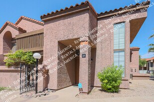 700 E Mesquite Cir in Tempe, AZ - Building Photo