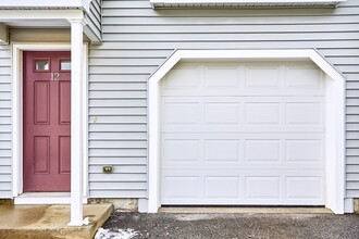 12 Bandon Cir in Westford, MA - Foto de edificio - Building Photo