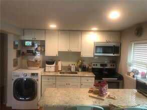 27 N Rte 303 in Congers, NY - Building Photo - Building Photo