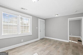 1971 Detroit Ave NW in Atlanta, GA - Foto de edificio - Building Photo