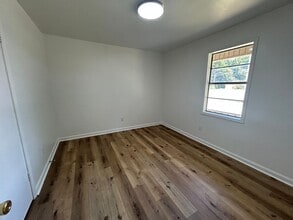 271 N Bradford Ave in Brownsville, TN - Building Photo - Building Photo