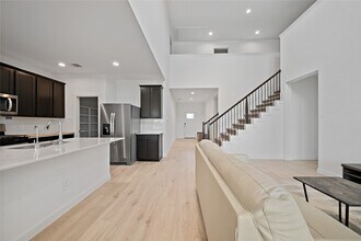 3815 Pierce Pl Ln in Katy, TX - Foto de edificio - Building Photo