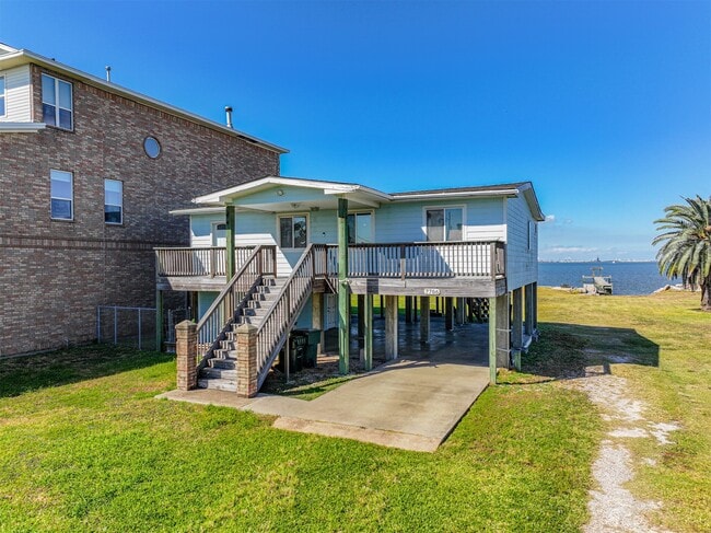 7706 Channelview Dr in Galveston, TX - Building Photo - Building Photo