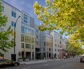 Park Townsend in San Jose, CA - Building Photo - Building Photo