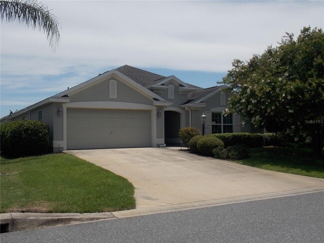 property at 1512 Shale Trail Loop