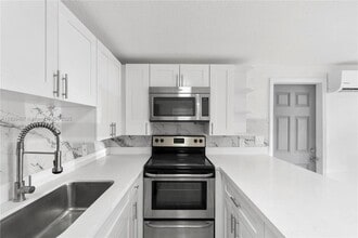 607 SW 3rd St in Delray Beach, FL - Building Photo - Building Photo