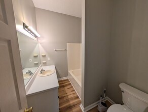 520 E Tuscaloosa St in Florence, AL - Foto de edificio - Building Photo