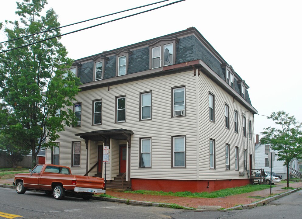 1-3 Cumberland Ave in Portland, ME - Building Photo