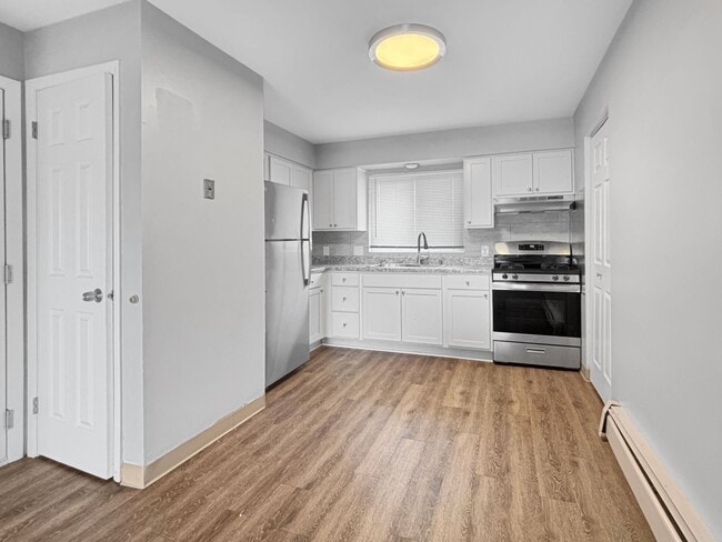 2420 36th St SW in Wyoming, MI - Building Photo - Building Photo