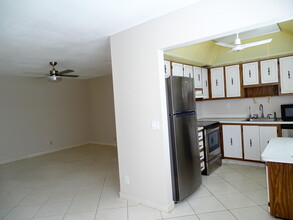 77 Normandy Trail in Delray Beach, FL - Building Photo - Building Photo