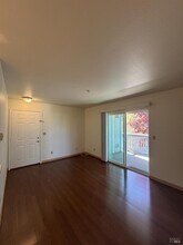 375 Lighthouse Dr in Vallejo, CA - Building Photo - Building Photo