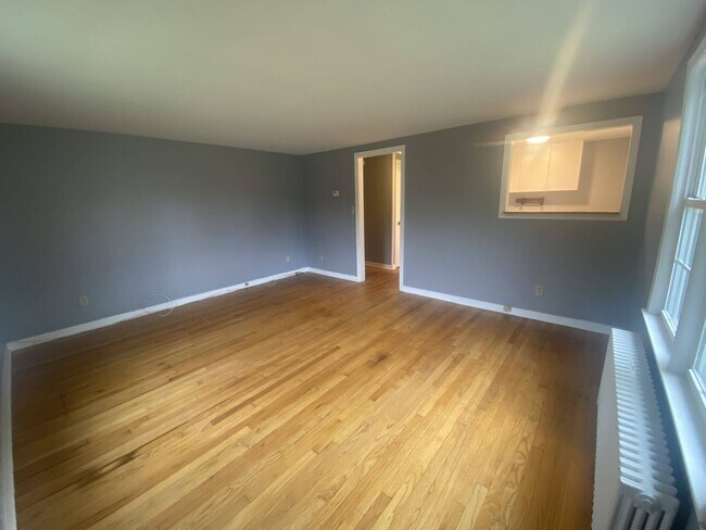 property at 325 Kenwood Ave