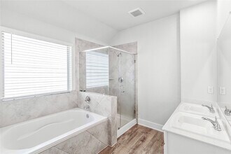 4426 Ibiza Ln in Houston, TX - Building Photo - Building Photo