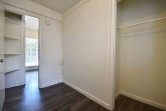 314 W Mission St in Santa Barbara, CA - Foto de edificio - Building Photo