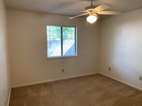 716 Fairview Dr in Fort Walton Beach, FL - Building Photo - Building Photo