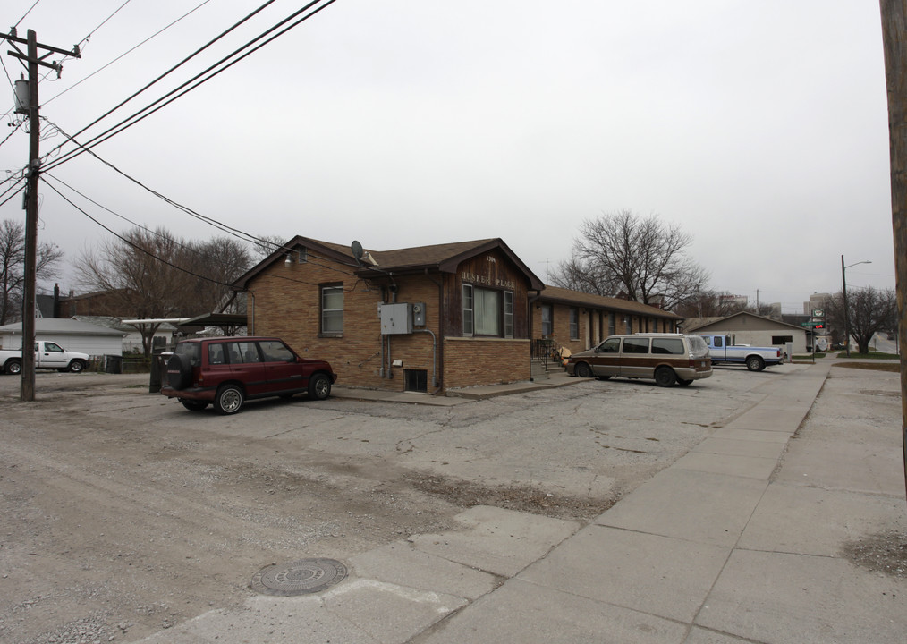 Husker Place in Lincoln, NE - Building Photo