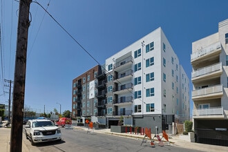 Orion 1037 Dewey in Los Angeles, CA - Foto de edificio - Building Photo