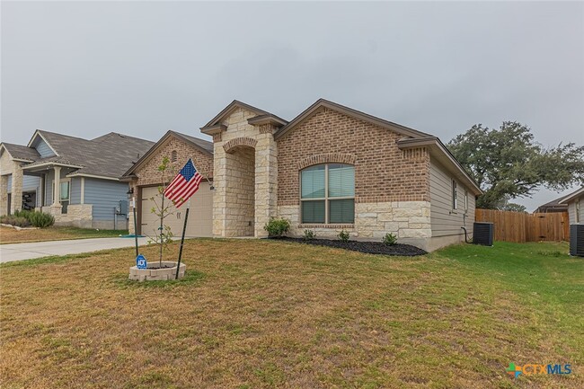 2317 Aylesbury Dr in Copperas Cove, TX - Foto de edificio - Building Photo