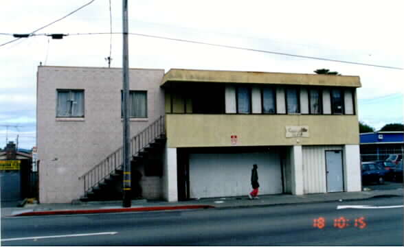 Casa Alta in San Pablo, CA - Foto de edificio - Building Photo