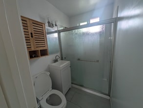 6501 Stafford Ave in Huntington Park, CA - Foto de edificio - Building Photo