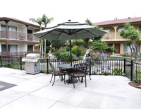 Villa Del Sol Apartments photo'