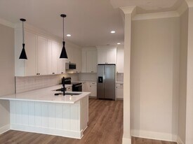 14 Walnut St NE in Decatur, AL - Building Photo