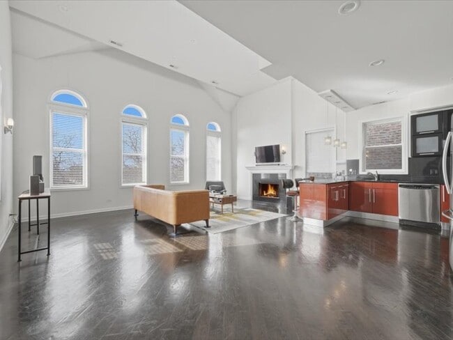 4115 S Drexel Blvd, Unit 3F in Chicago, IL - Building Photo - Building Photo