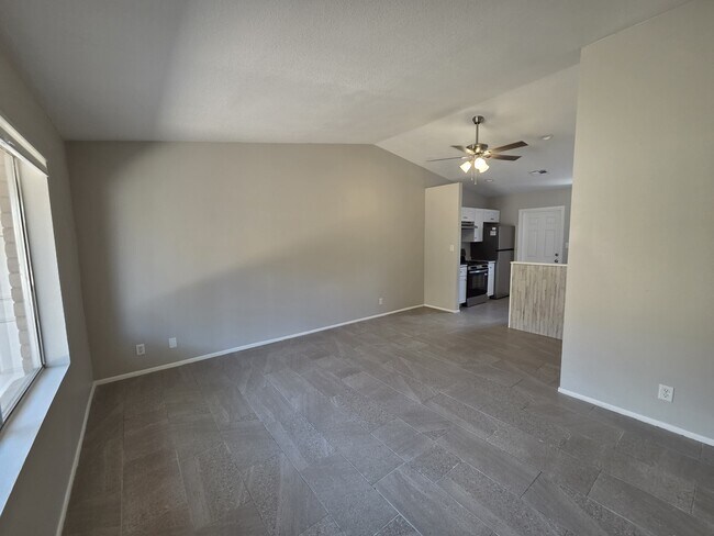 property at 6245 E Glencove Cir