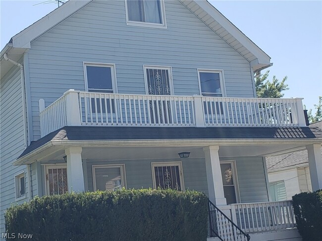 14208 Kingsford Ave in Cleveland, OH - Building Photo - Building Photo